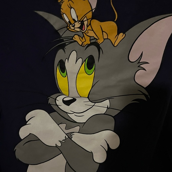 NWT LARGETOM & JERRY JUNIORS LICENSED GRAPHIC TEE. Purple 100% cotton - Picture 2 of 6